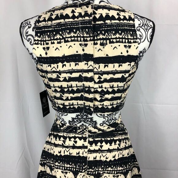 Jessica Simpson Archipelago Tribal Cut Out Dress - Picture 6 of 8